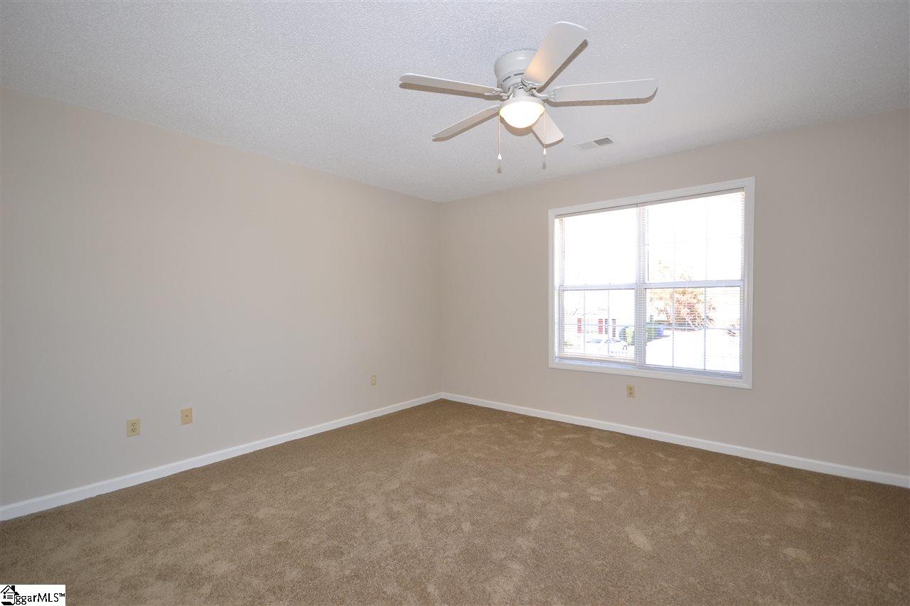 6 Spaniel Court, Unit B Greenville, SC 29607 - Photo 8 of 17 Gallery Image 8