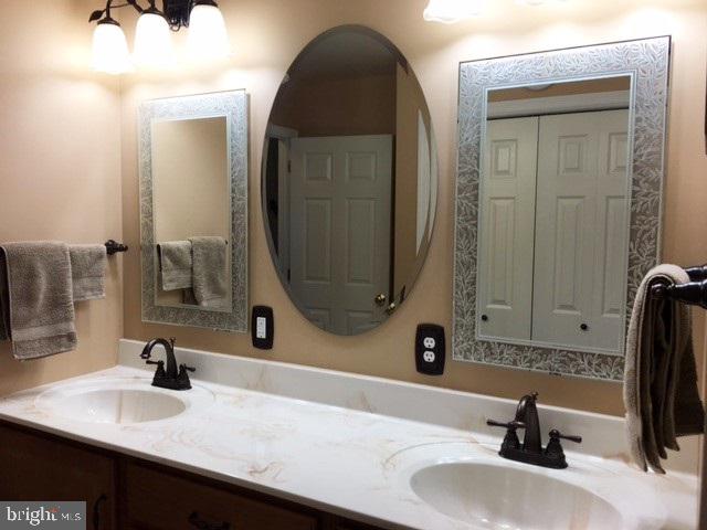 622 Hilltop Road Millerstown, PA 17062 - Photo 10 of 25 Gallery Image 10