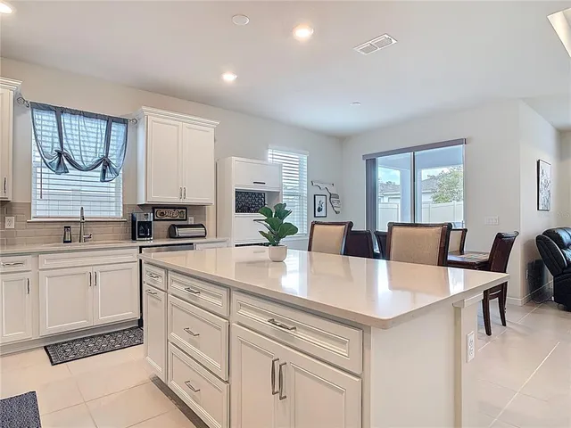 $405,900 | 2220 Canopy Terrace Boulevard, DeLand, FL 32724