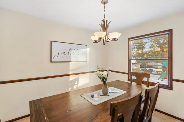 $299,999 | 1713 Suffolk Avenue, Portage, MI 49024