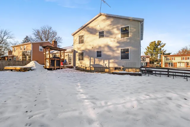 $299,999 | 1713 Suffolk Avenue, Portage, MI 49024