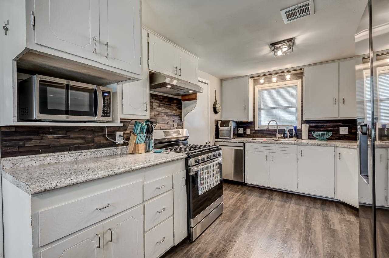 208 North Swan Road Cleveland, OK 74020 - Photo 6 of 22 Gallery Image 6