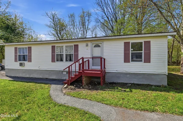 $240,000 | 3 White Birch Lane, Jackson, NY 12816