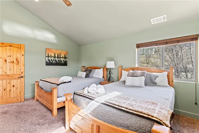 $899,000 | 756 Brentwood Drive, Lake Arrowhead, CA 92352