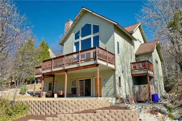 $899,000 | 756 Brentwood Drive, Lake Arrowhead, CA 92352