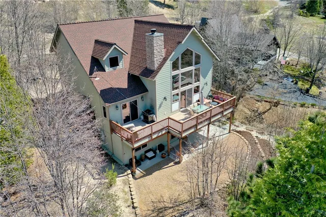 $899,000 | 756 Brentwood Drive, Lake Arrowhead, CA 92352