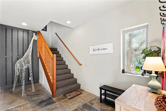 $899,000 | 756 Brentwood Drive, Lake Arrowhead, CA 92352