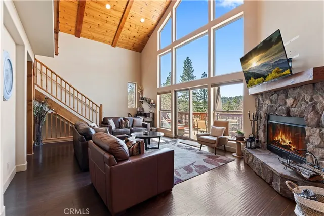 $899,000 | 756 Brentwood Drive, Lake Arrowhead, CA 92352