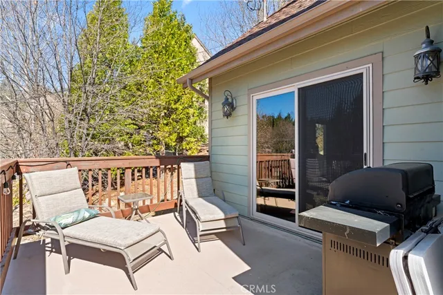 $899,000 | 756 Brentwood Drive, Lake Arrowhead, CA 92352