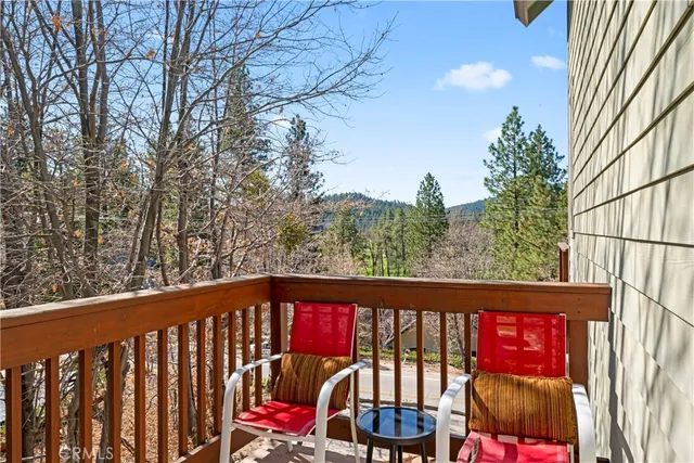 $899,000 | 756 Brentwood Drive, Lake Arrowhead, CA 92352