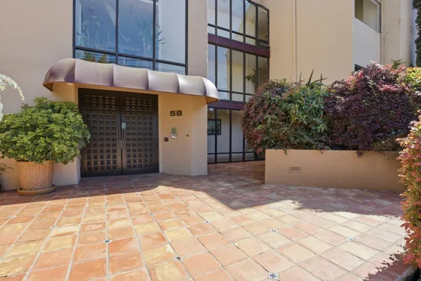 $988,000 | 58 East Poplar Avenue, Unit 3, San Mateo, CA 94401
