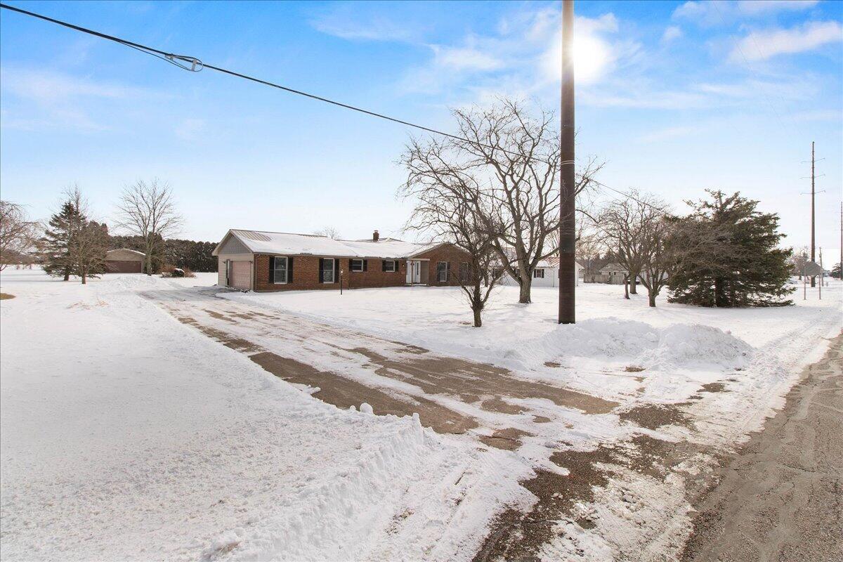 3538 North Kuther Road Sidney, OH 45365 - Photo 2 of 44 02-IMG_8770