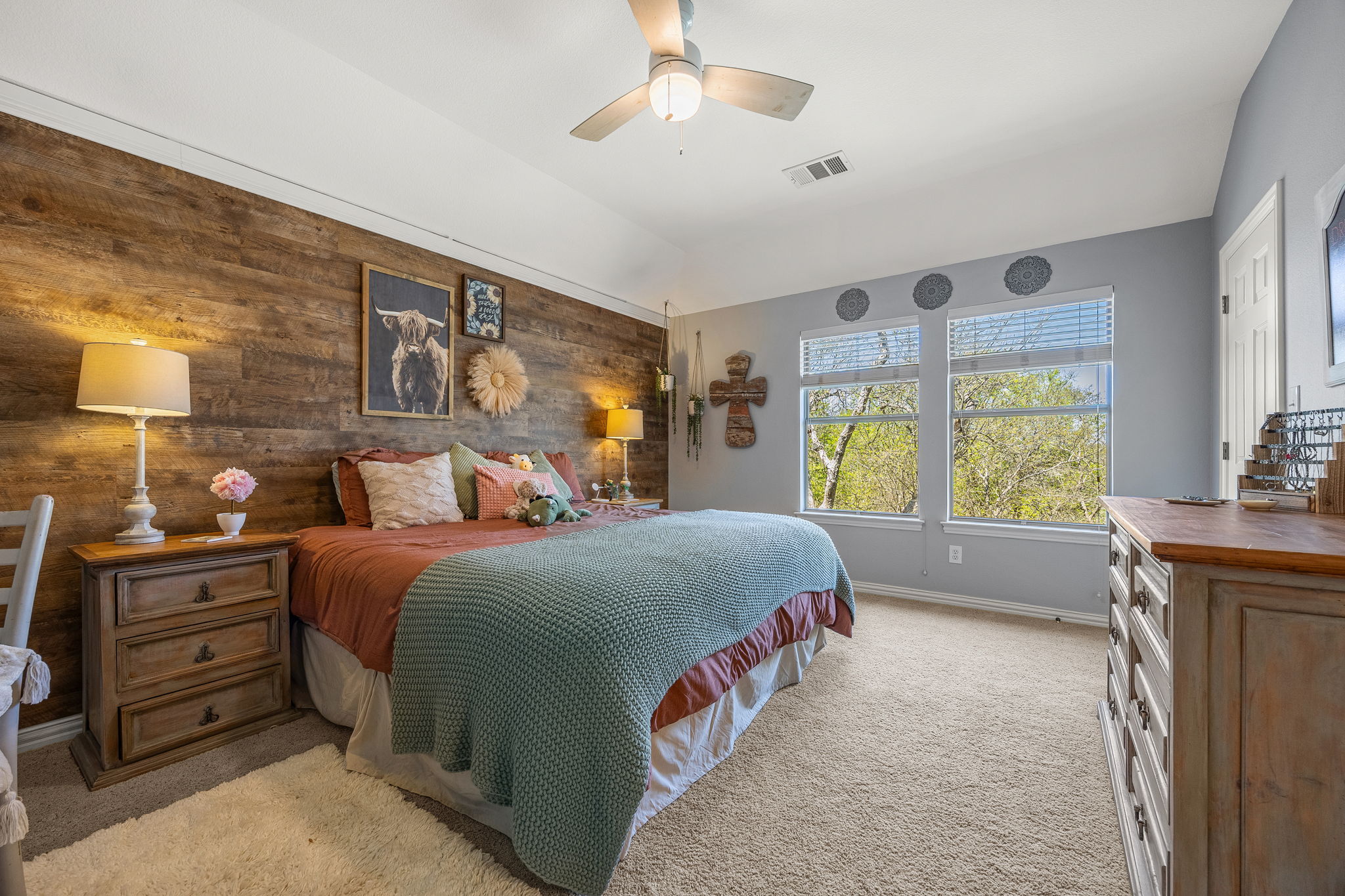 128 Las Colinas Drive Georgetown, TX 78628 - Photo 21 of 38 a bedroom with bed and window