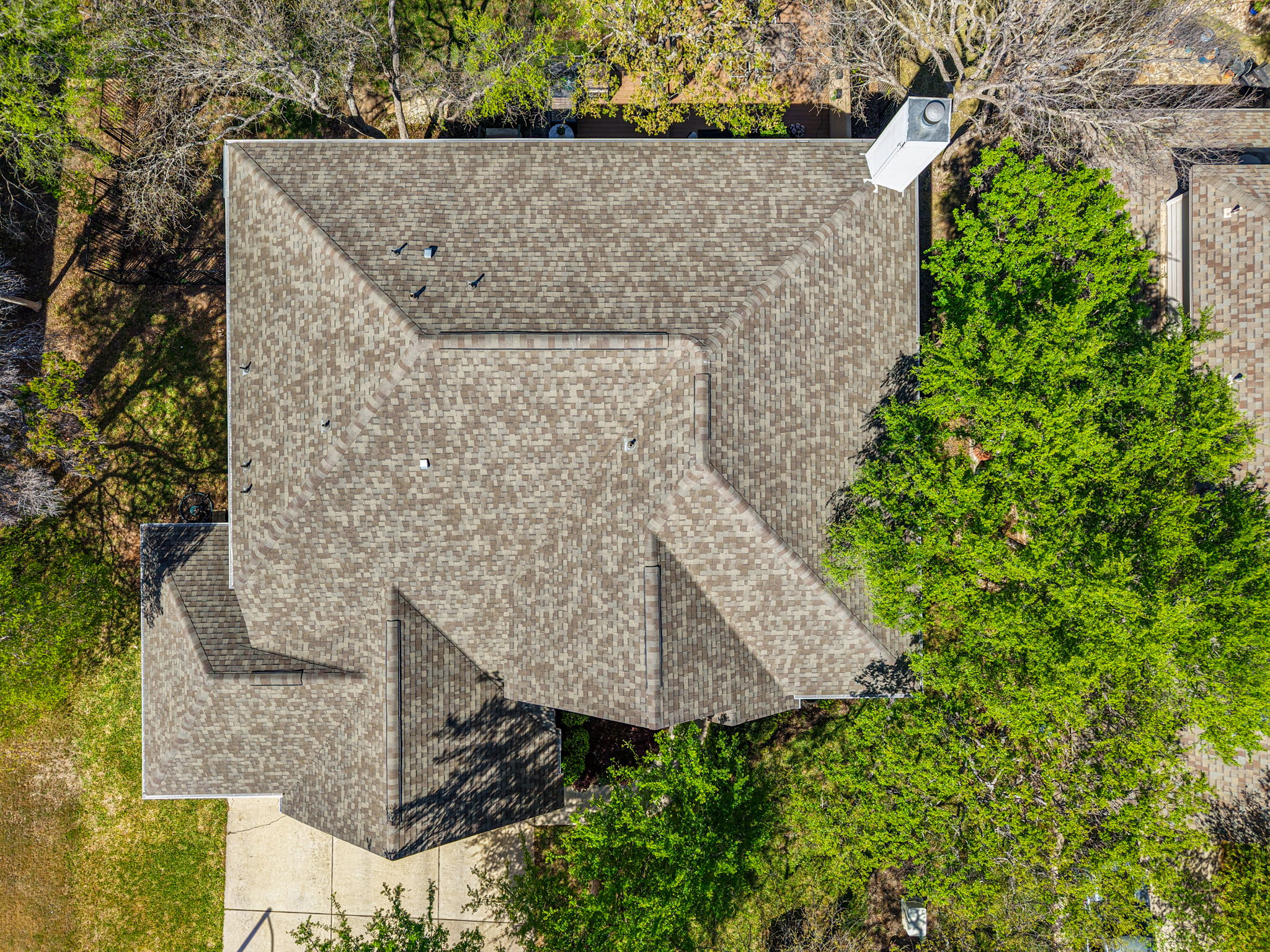 128 Las Colinas Drive Georgetown, TX 78628 - Photo 34 of 38 an aerial view of a house with a yard and plants