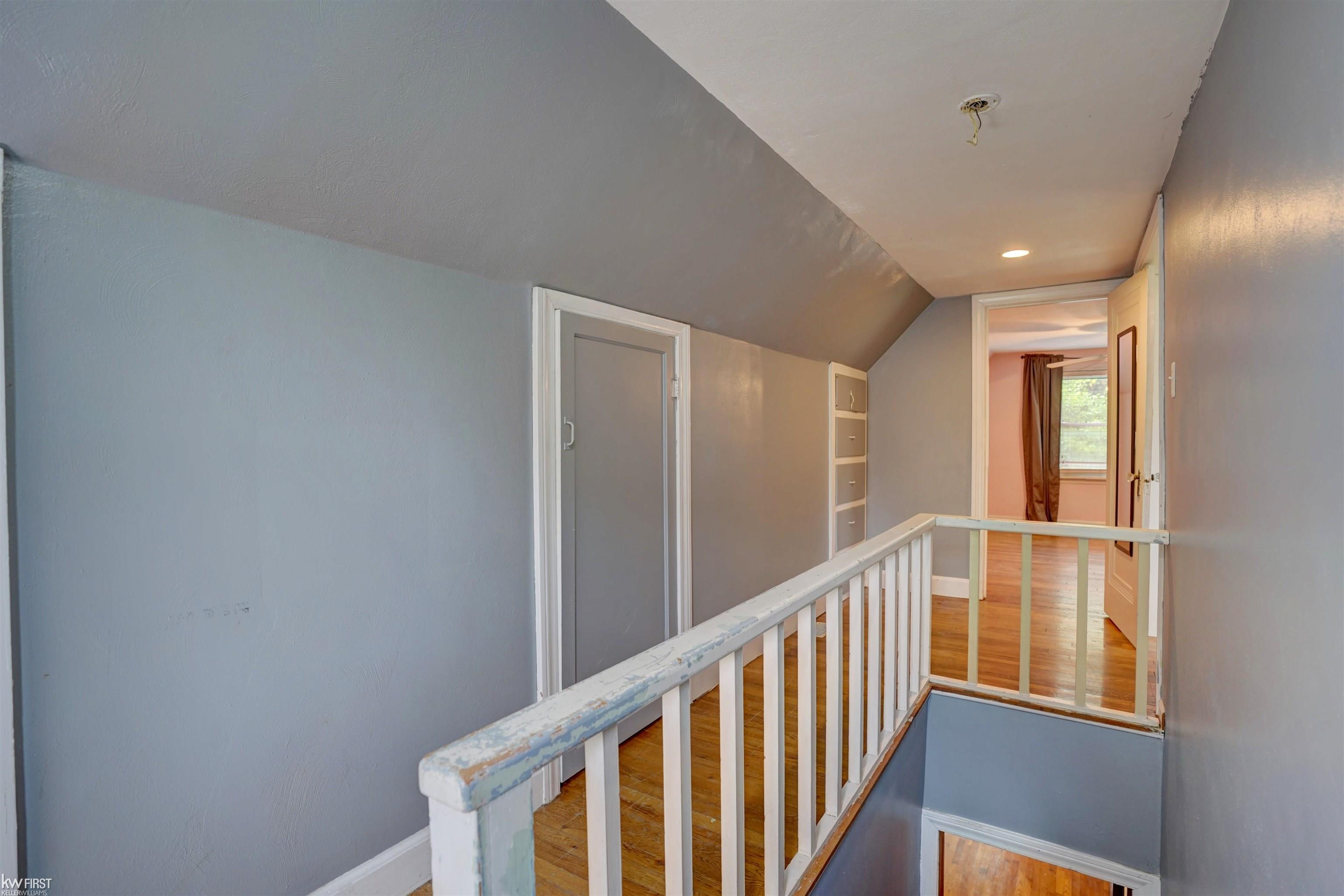 5270 Richfield Road Flint, MI 48506 - Photo 23 of 52 50152001-73bece85-67c9-4d7c-8650-a39412b69d49.JPG