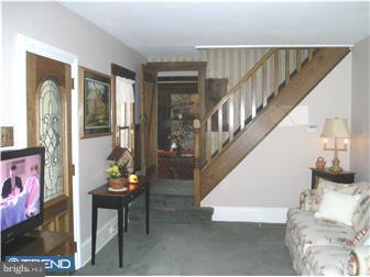 210 Loller Road Hatboro, PA 19040 - Photo 2 of 12 Gallery Image 2
