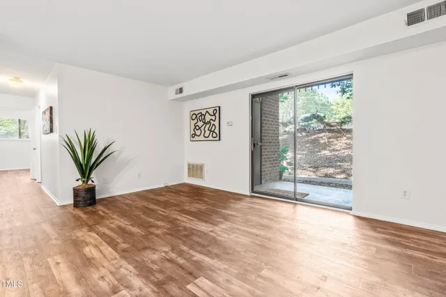 $1,325 | 1212 Schaub Drive, Unit C, Raleigh, NC 27606