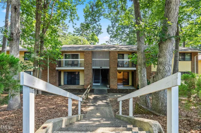 $1,325 | 1212 Schaub Drive, Unit C, Raleigh, NC 27606