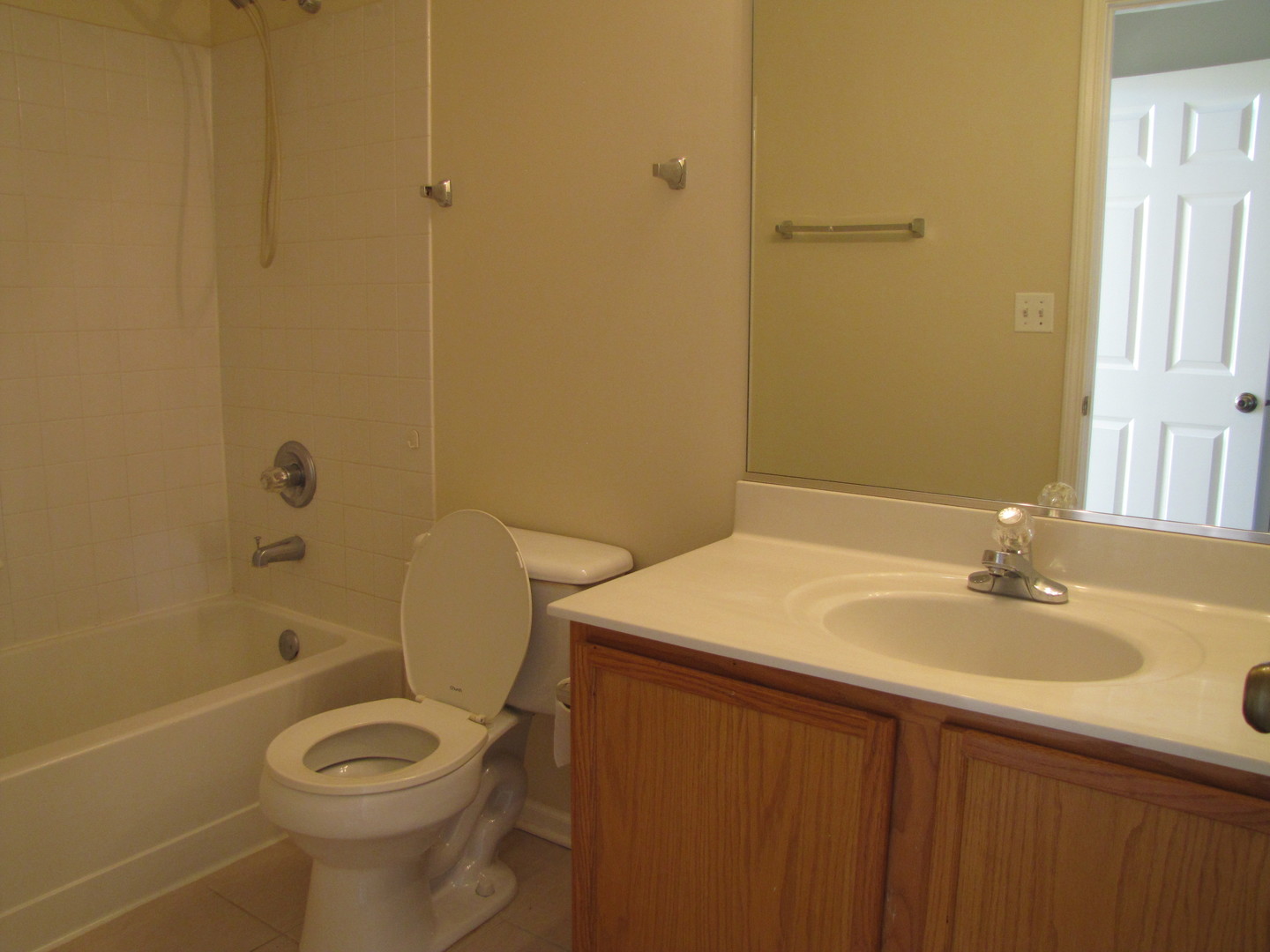 2235 Waterleaf Court, Unit 203 Naperville, IL 60564 - Photo 11 of 16