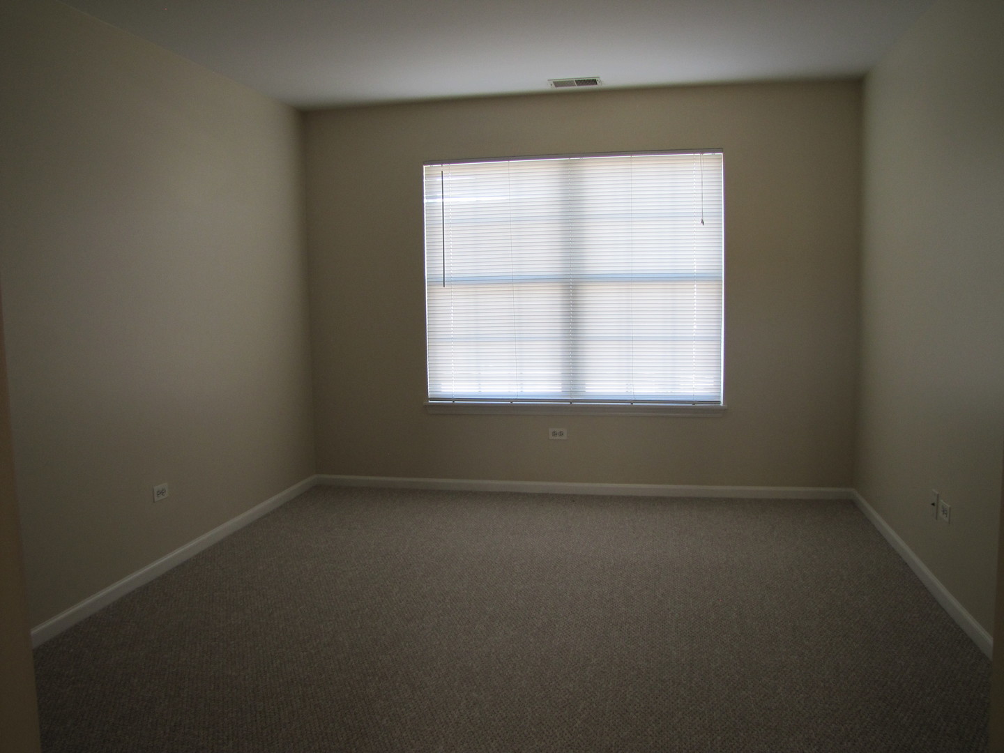 2235 Waterleaf Court, Unit 203 Naperville, IL 60564 - Photo 14 of 16