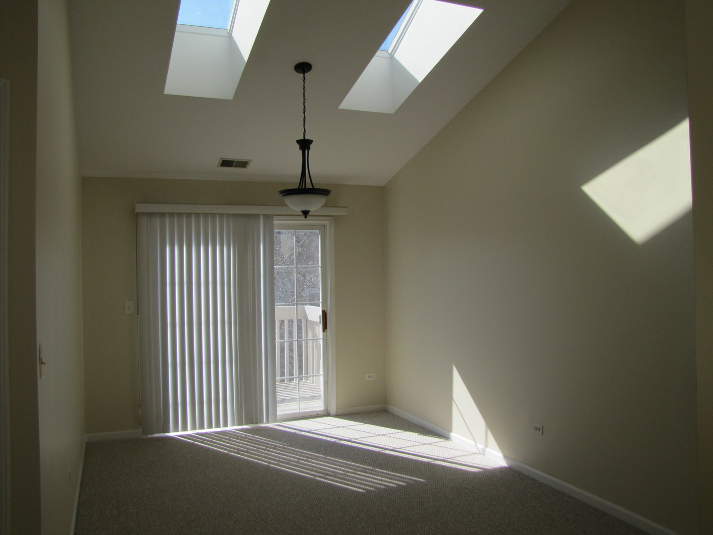 2235 Waterleaf Court, Unit 203 Naperville, IL 60564 - Photo 9 of 16