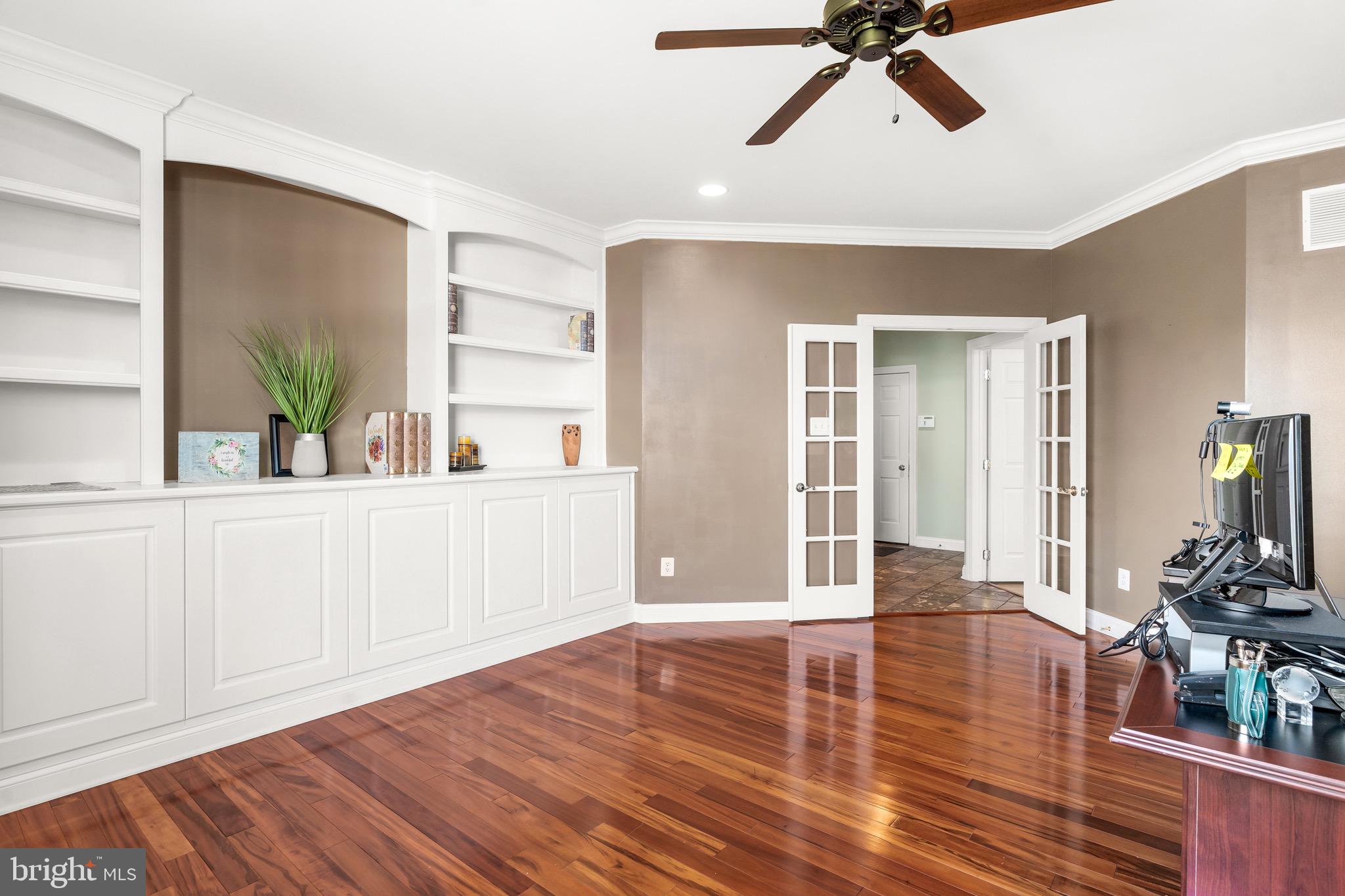 803 Derius Drive Mickleton, NJ 08056 - Photo 25 of 55 1st Floor Private Study