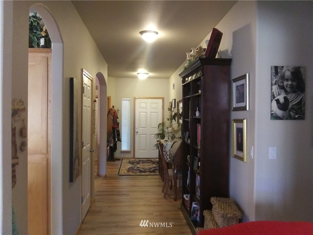 7229 Radius Loop Southeast Lacey, WA 98513 - Photo 2 of 17 Gallery Image 2