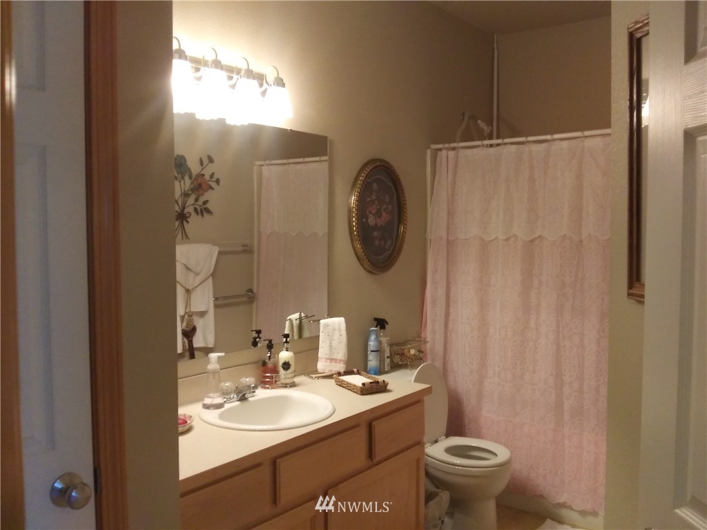 7229 Radius Loop Southeast Lacey, WA 98513 - Photo 13 of 17 Gallery Image 13