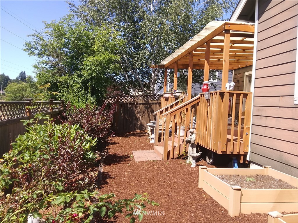 7229 Radius Loop Southeast Lacey, WA 98513 - Photo 16 of 17 Gallery Image 16