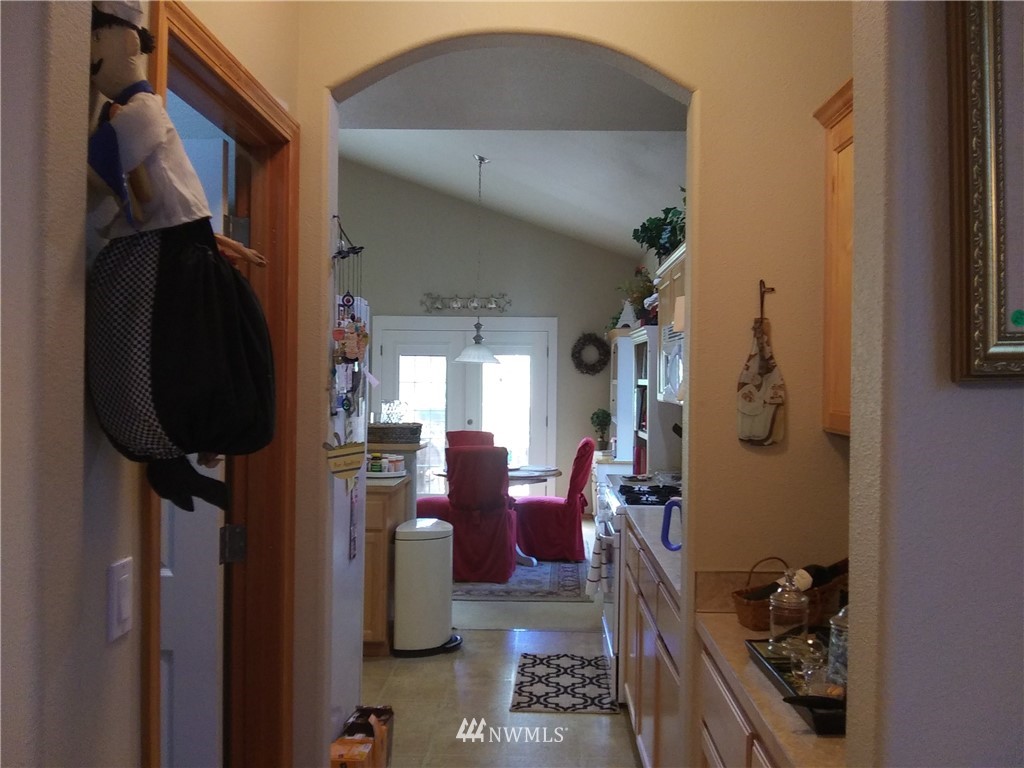 7229 Radius Loop Southeast Lacey, WA 98513 - Photo 6 of 17 Gallery Image 6