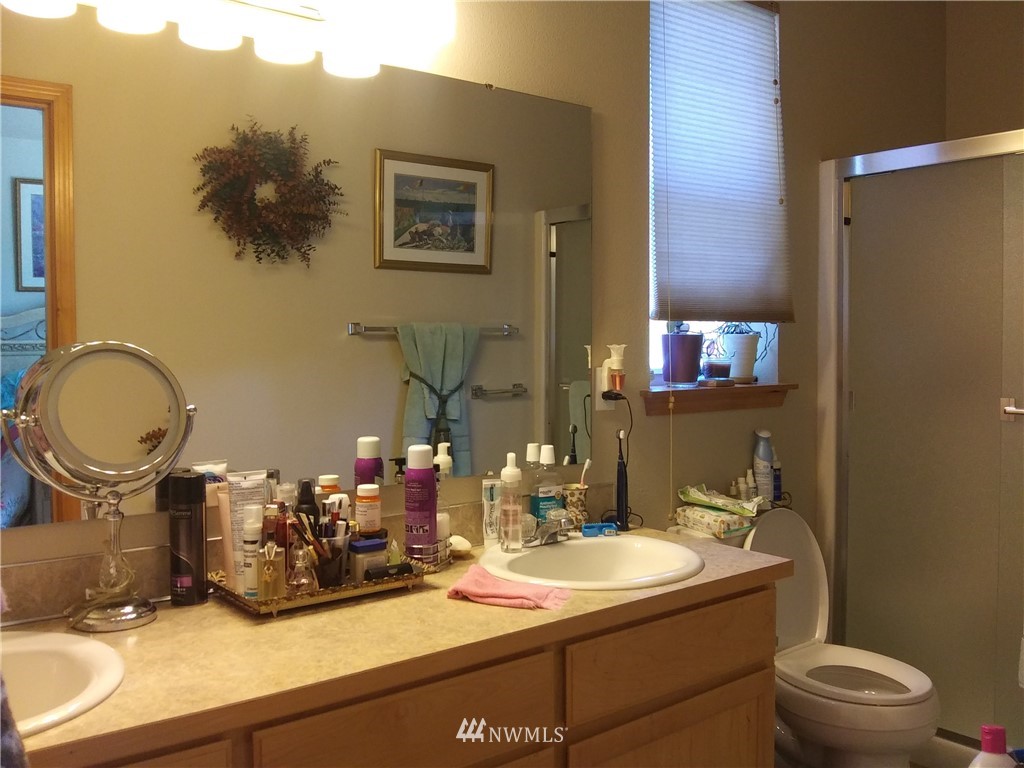 7229 Radius Loop Southeast Lacey, WA 98513 - Photo 10 of 17 Gallery Image 10