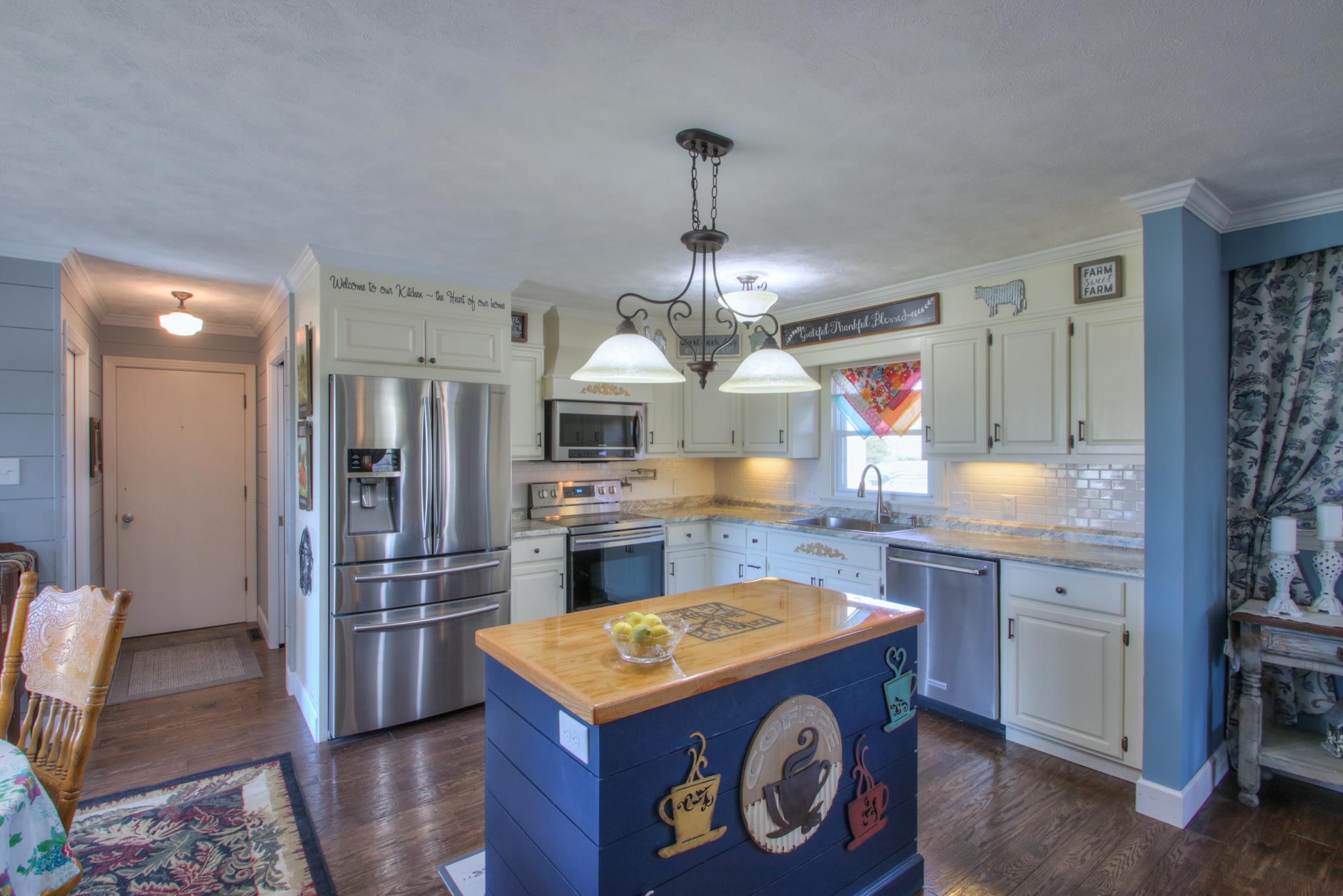 258 Cedar Park Road Centerville, TN 37033 - Photo 8 of 30 Gorgeous handmade kitchen island