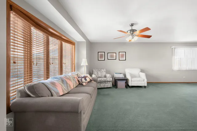 $379,900 | 3235 192nd Street, Lansing, IL 60438