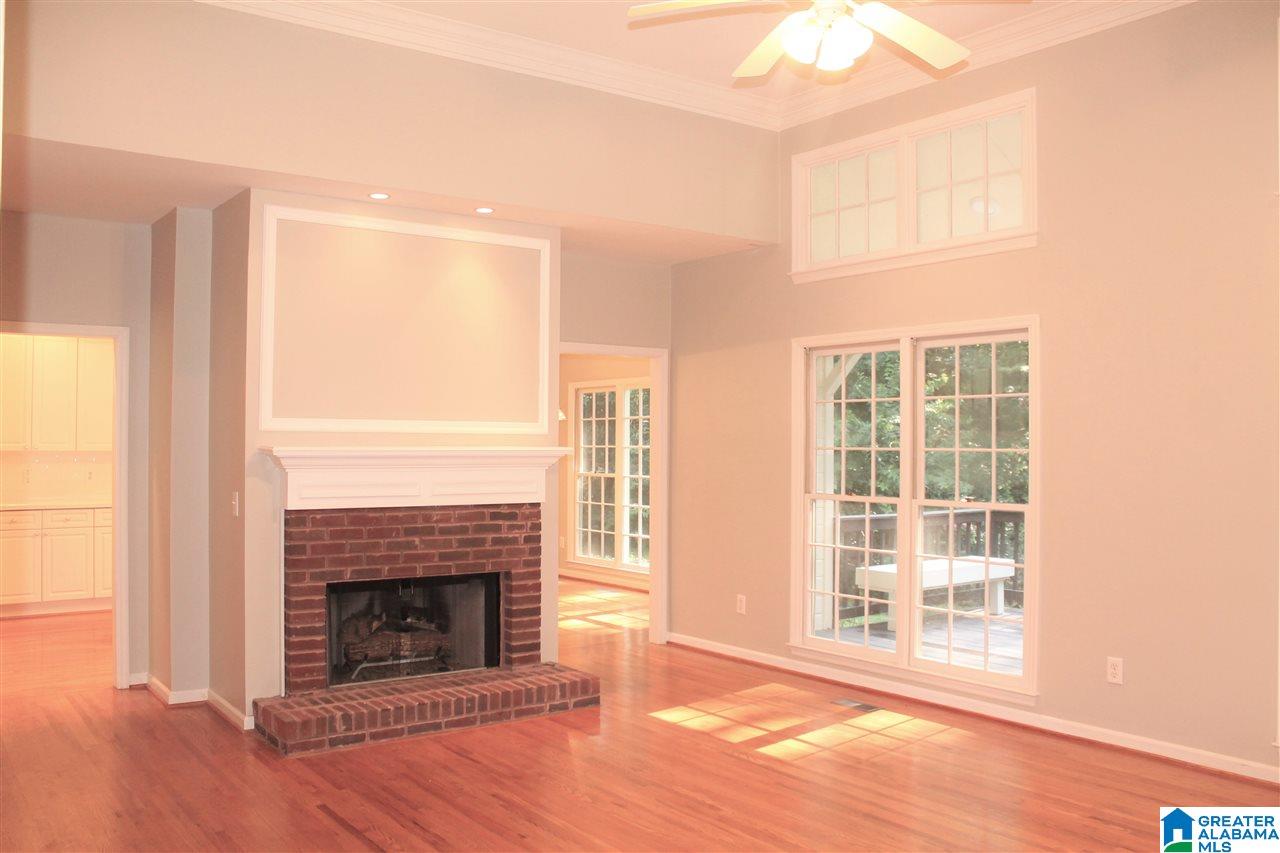 1034 Lake Point Lane Birmingham, AL 35244 - Photo 11 of 50
