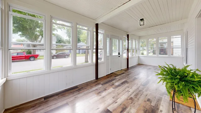 $264,900 | 1407 McLean Avenue, Tomah, WI 54660