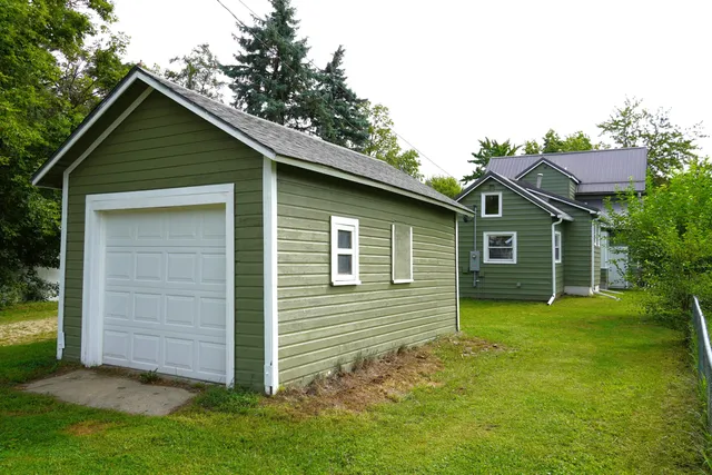 $264,900 | 1407 McLean Avenue, Tomah, WI 54660