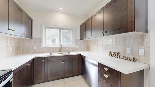 $264,900 | 1407 McLean Avenue, Tomah, WI 54660