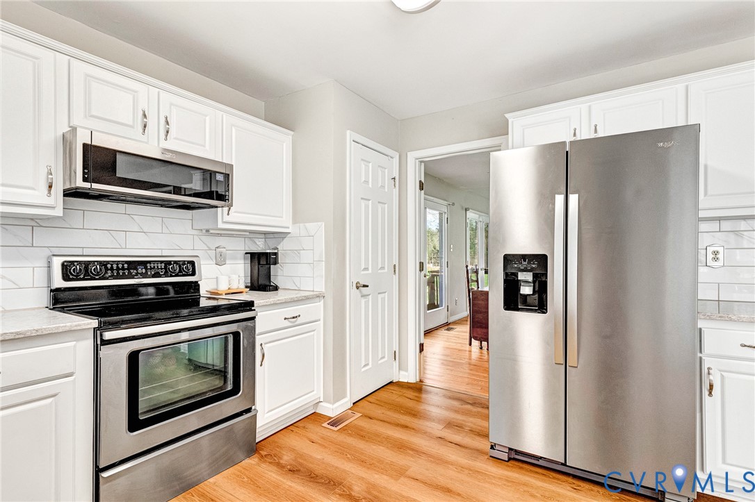 12412 Walkes Quarter Road Chesterfield, VA 23838 - Photo 13 of 44