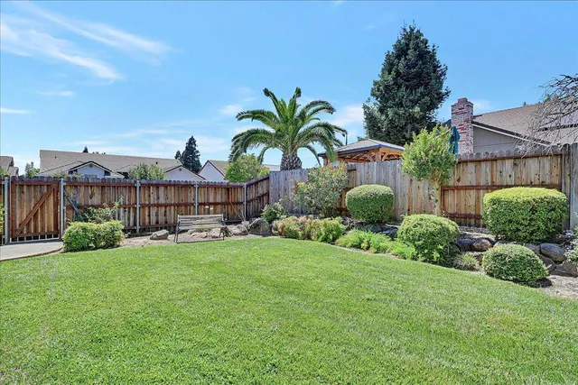 $525,000 | 1602 Majorca Drive, Yuba City, CA 95993