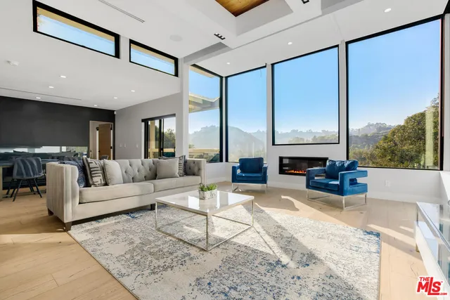 $13,900 | 2515 Thames Street, Los Angeles, CA 90046