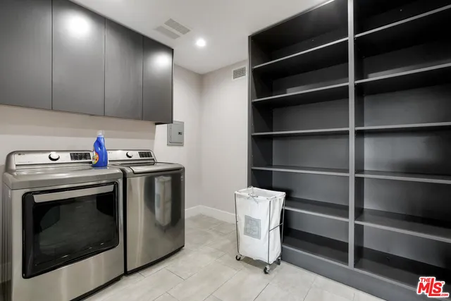 $13,900 | 2515 Thames Street, Los Angeles, CA 90046