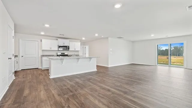 $283,900 | 1943 Gracie Drive, Woodruff, SC 29388