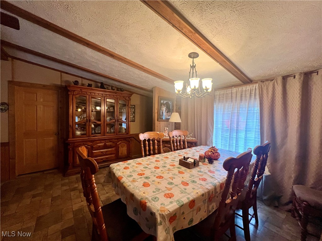 1884 Kale Adams Road Southwest Warren, OH 44481 - Photo 5 of 26