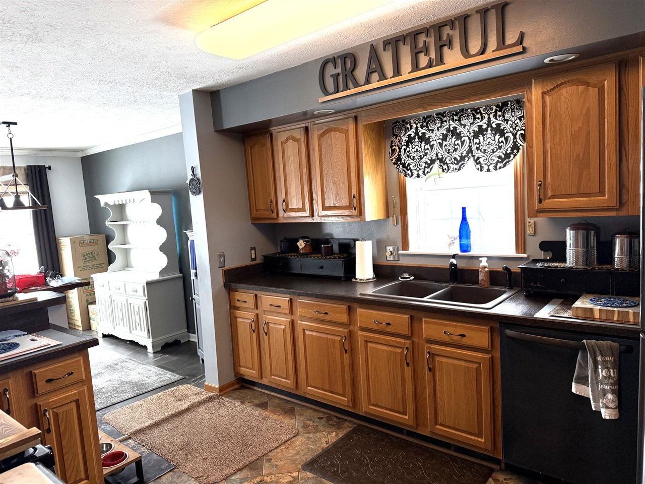 10289 Lee Road Grass Lake, MI 49240 - Photo 8 of 99