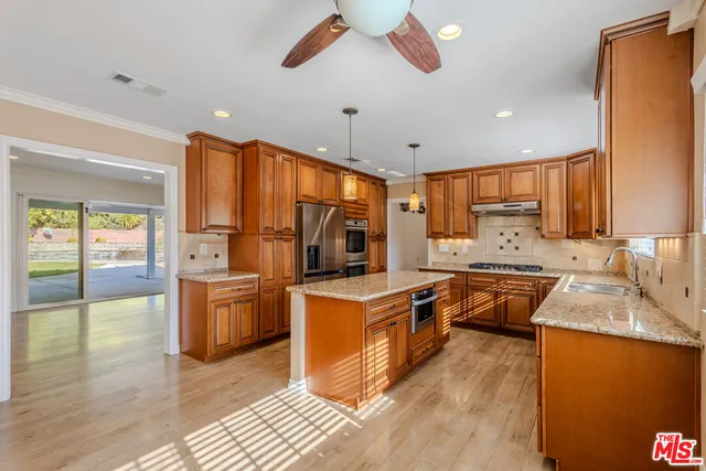 $4,900 | 1921 El Monte Drive, Thousand Oaks, CA 91362