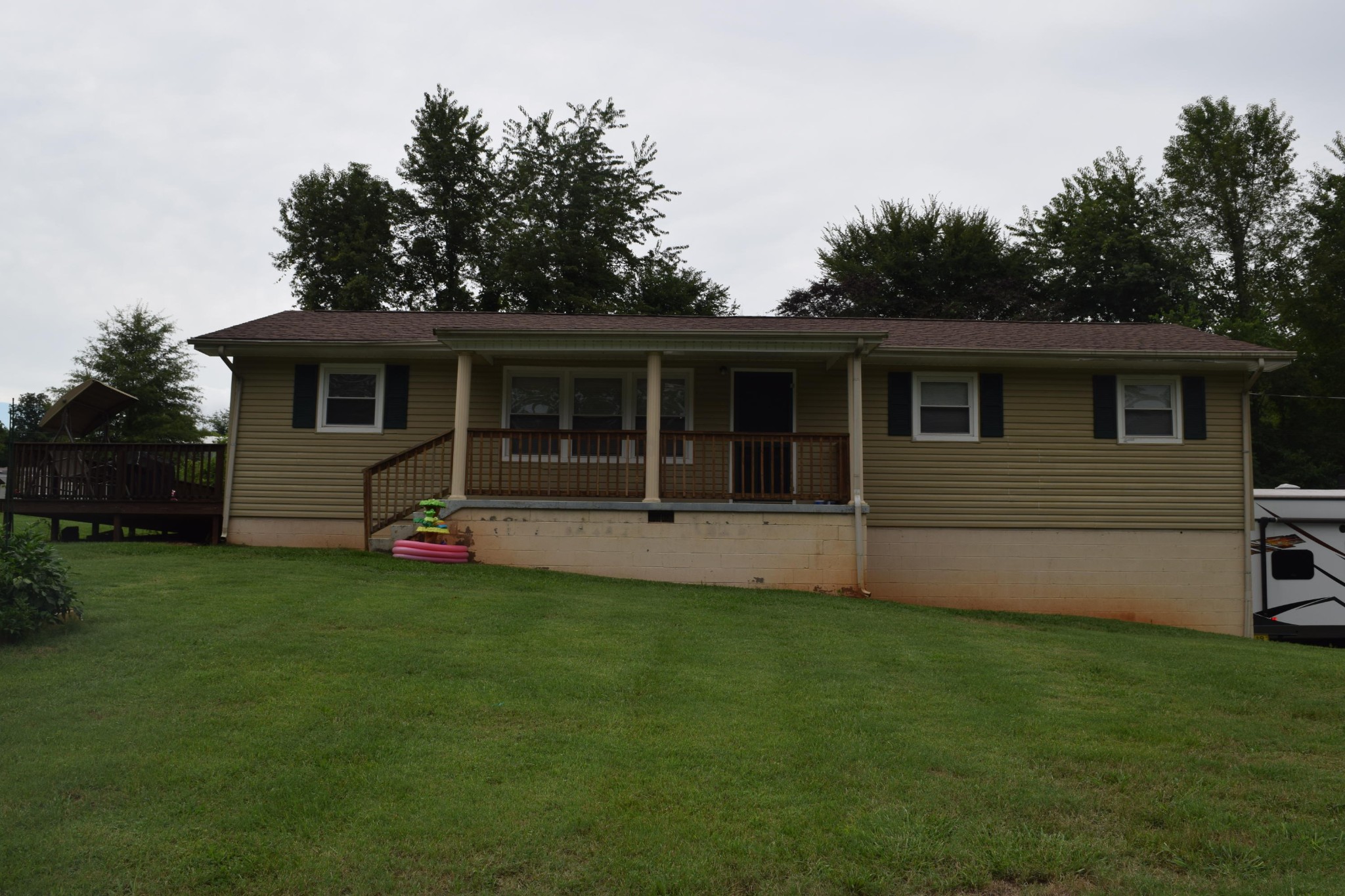 722 Kodak Road Kodak, TN 37764 - Photo 1 of 30 a view of house with backyard