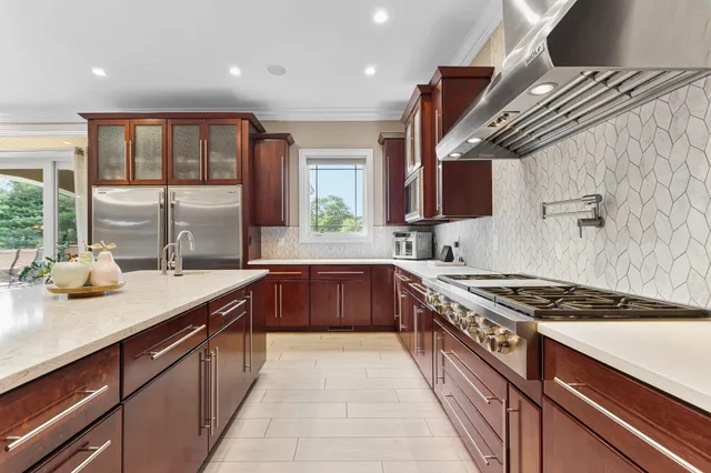 $2,450,000 | 53717 Meadow Lake Court, Elkhart, IN 46514