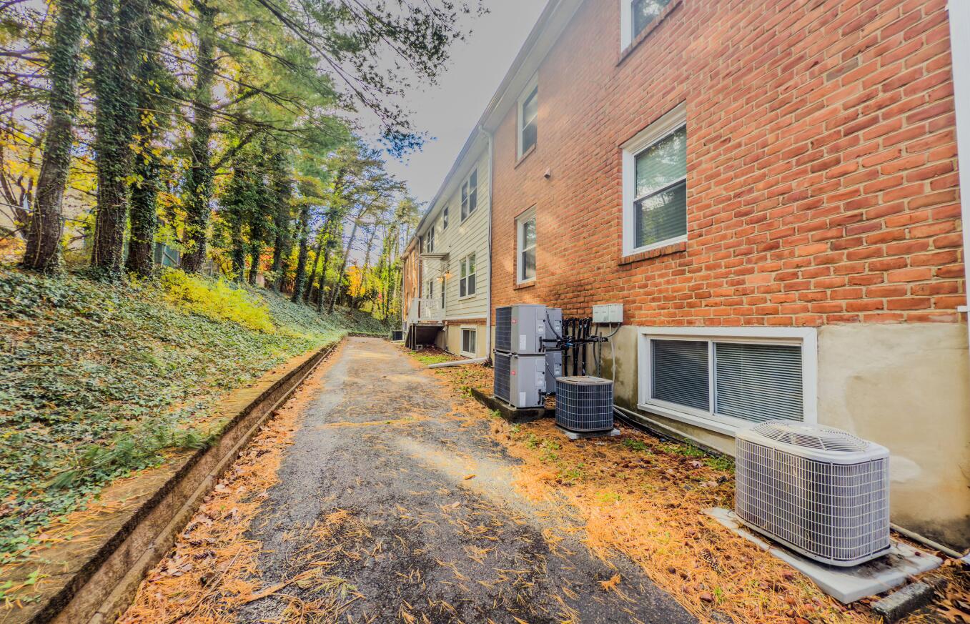 4622 Grandin Road Southwest Roanoke, VA 24018 - Photo 7 of 13