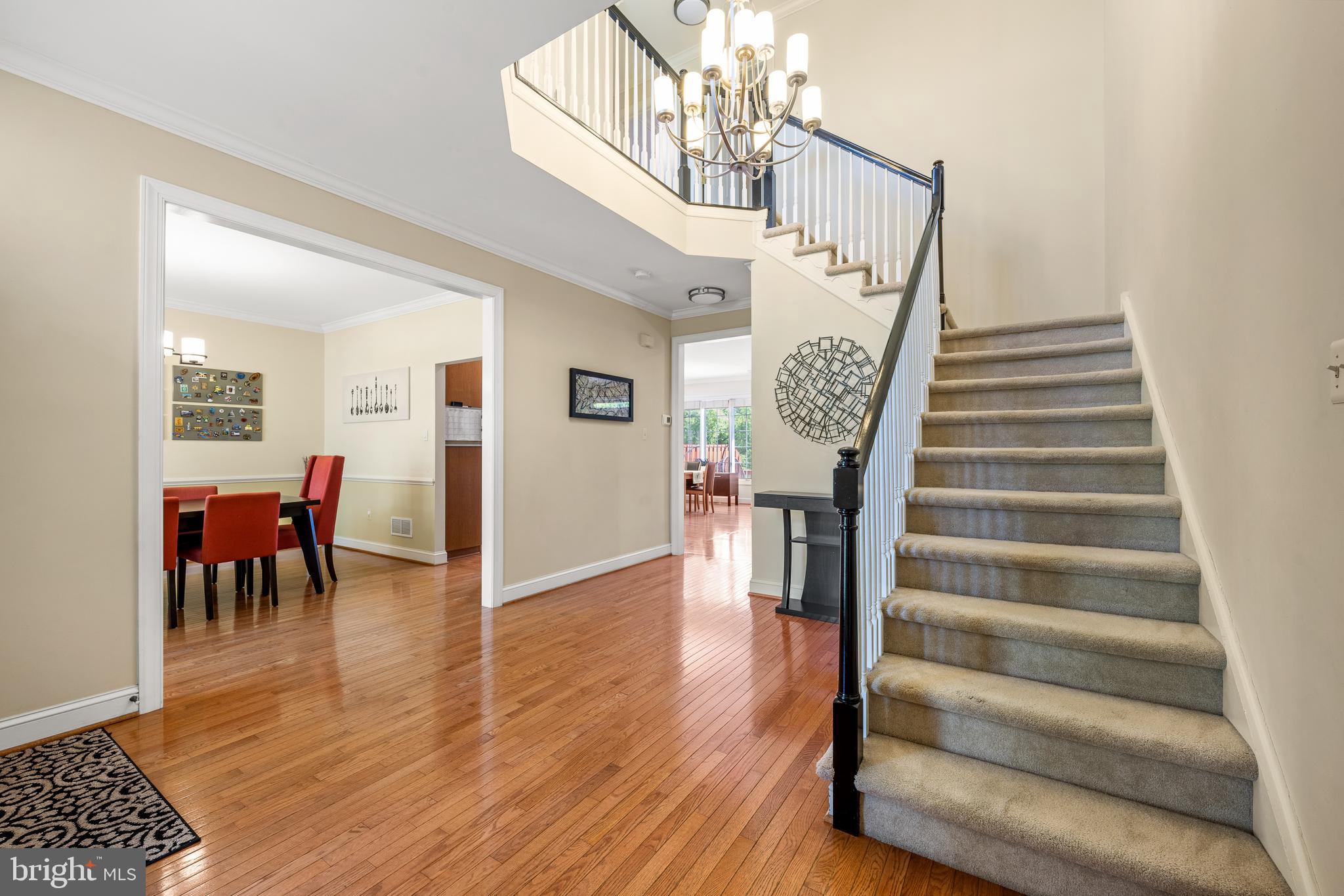 8 Hayworth Circle Exton, PA 19341 - Photo 12 of 39 Hardwoods throughout the main floor
