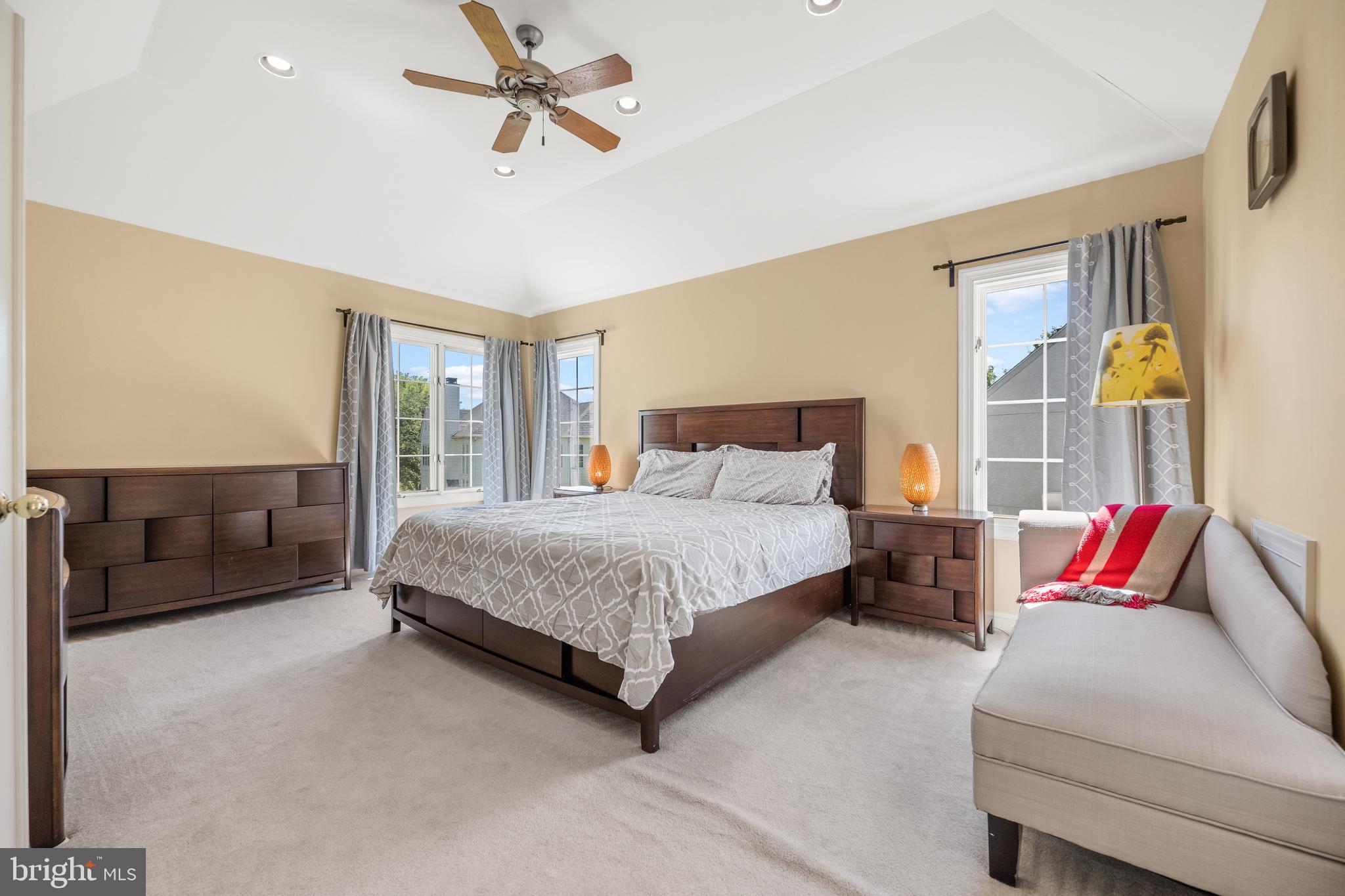 8 Hayworth Circle Exton, PA 19341 - Photo 22 of 39 Primary suite with sitting area upper level